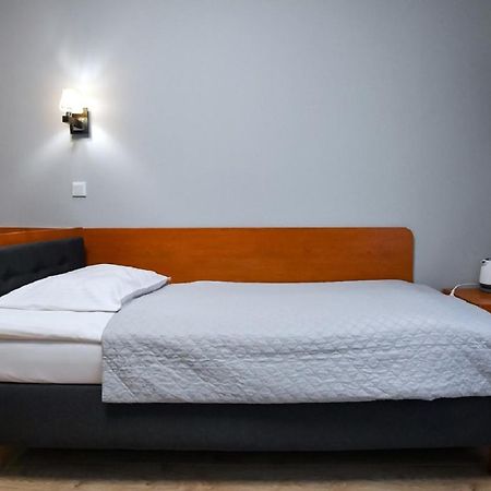 Fotex Bed & Breakfast Ząbki Exterior foto