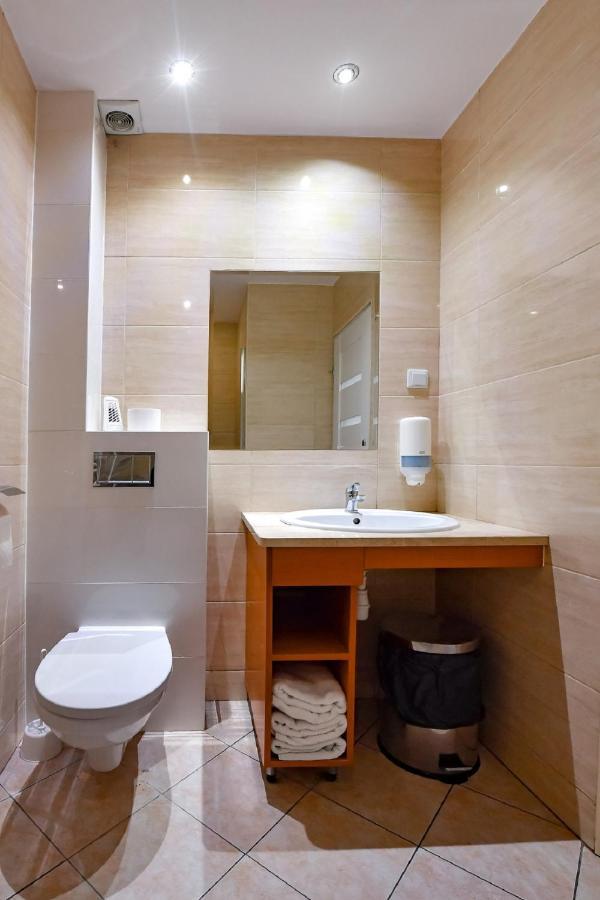 Fotex Bed & Breakfast Ząbki Exterior foto